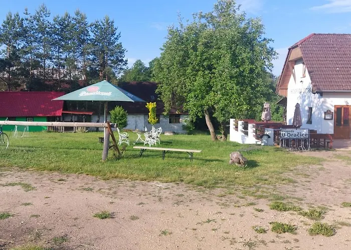 Lägenhet Apartman V Arealu Hospoda U Dracice *